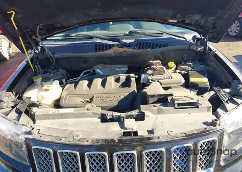 2017 Jeep Compass High Altitude 4X4 z USA, uszkodzony, nr VIN 1C4NJDEB3HD109142